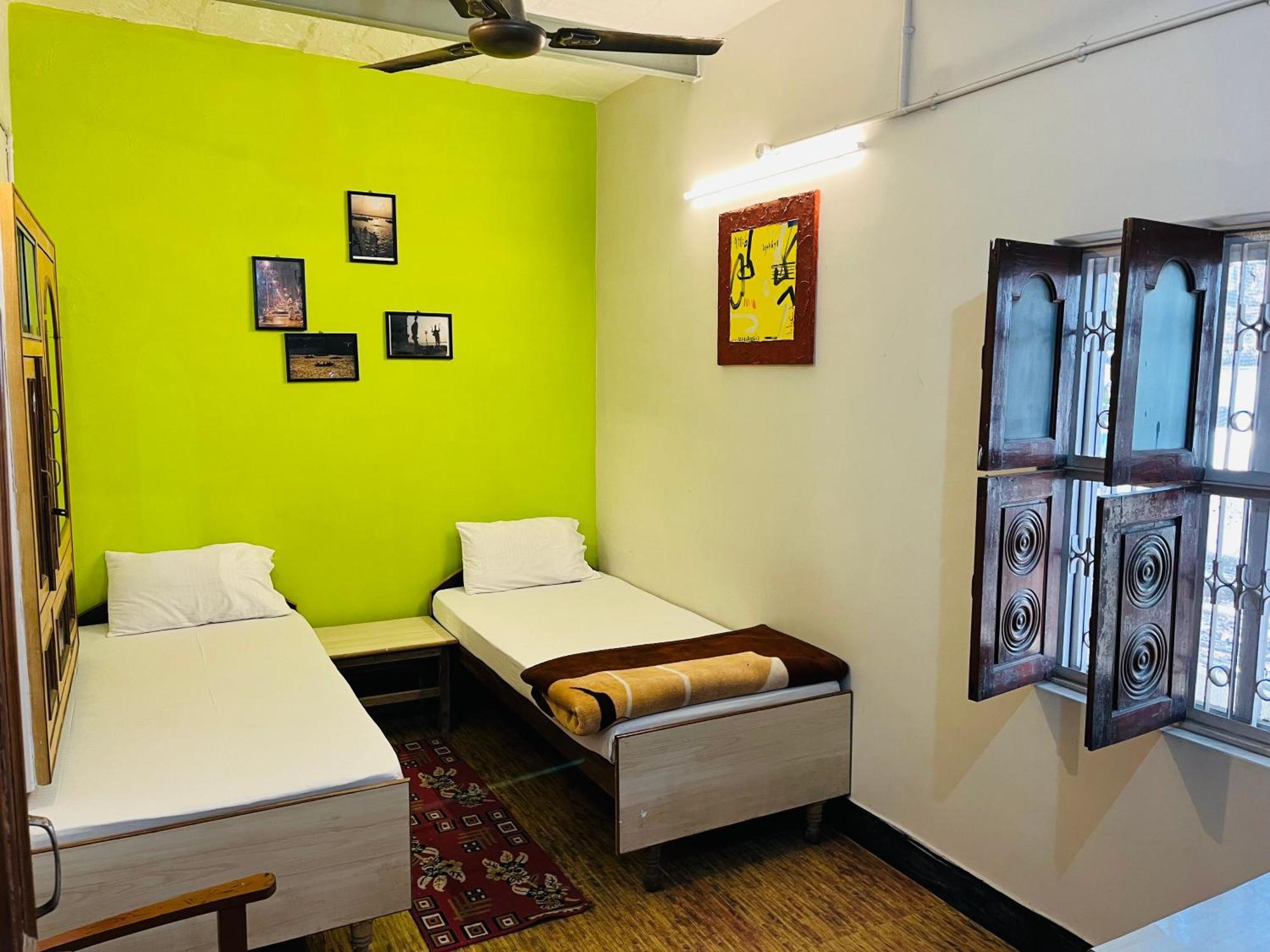 You And I Cafe Varanasi Exterior foto